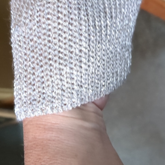 AVALIN* size XL sparkling fooler sweater 3/4 sleeve textured stitch front detail - Picture 3 of 9